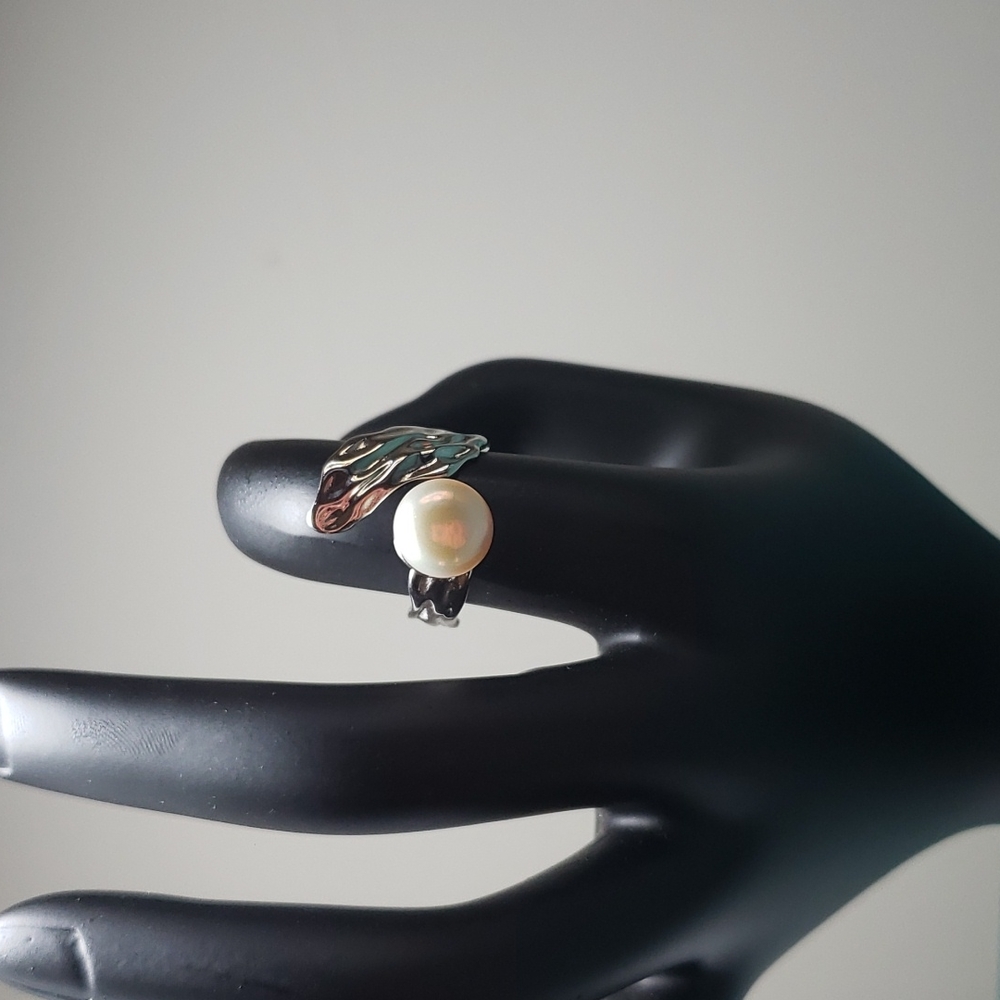 Sterling Silver 925 Ring With Cream Freshwater pearl, adjustable